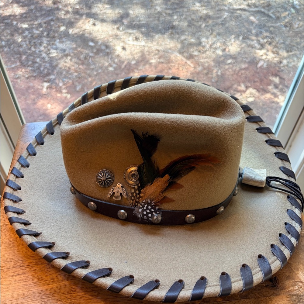 Western Hat - Picture 2 of 7
